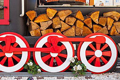 《星鸣特攻》发行后路线图公布 第一赛季10月启动